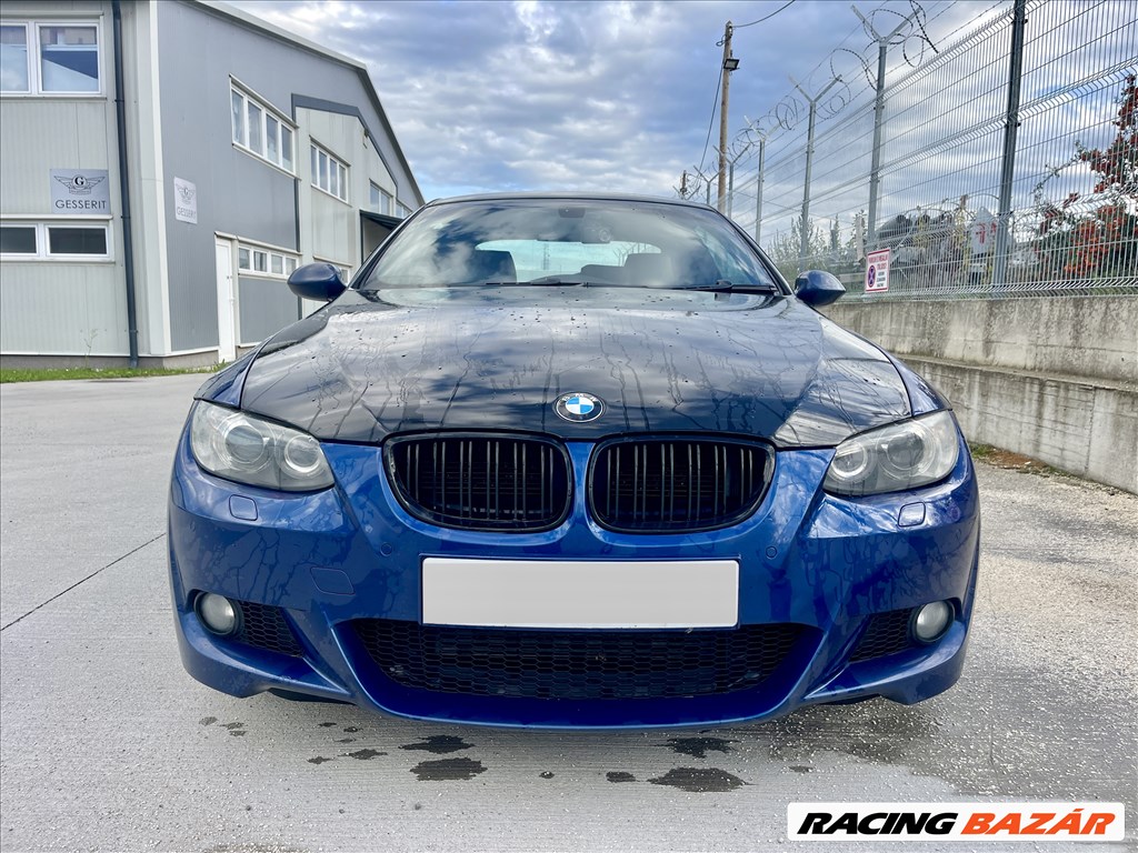 BMW E92 Coupe Bontás alkatrész 320d 330d Xenon M c 1. kép