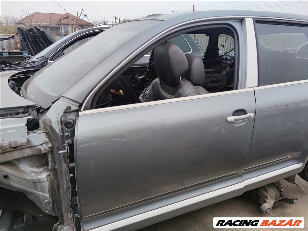 Porsche Cayenne Bal első ajtó  1. kép