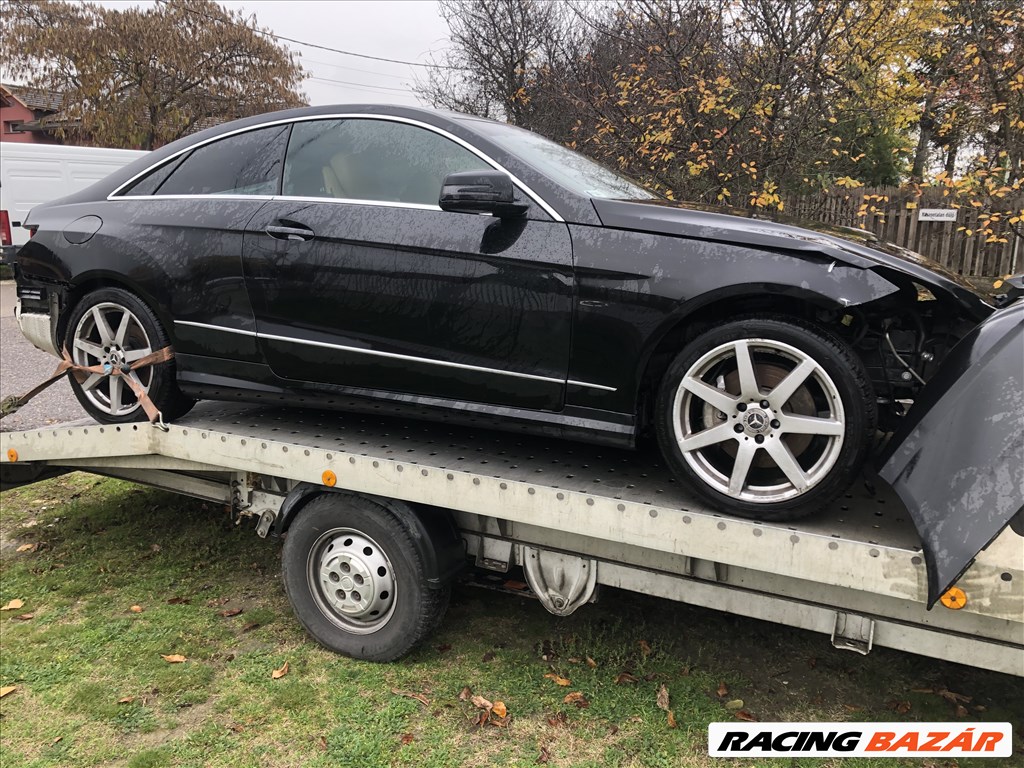 Mercedes Benz hátsó bölcső, több típushoz van 9. kép