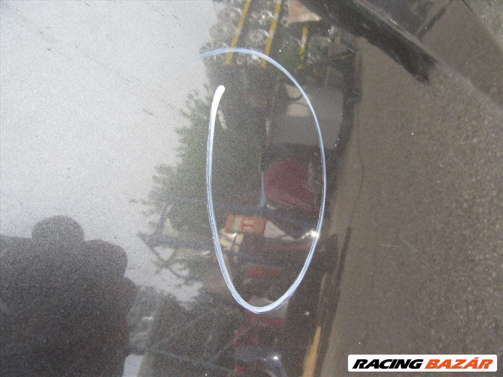 53981 Fiat Stilo barna színű motorháztető a képen látható sérüléssel 3. kép