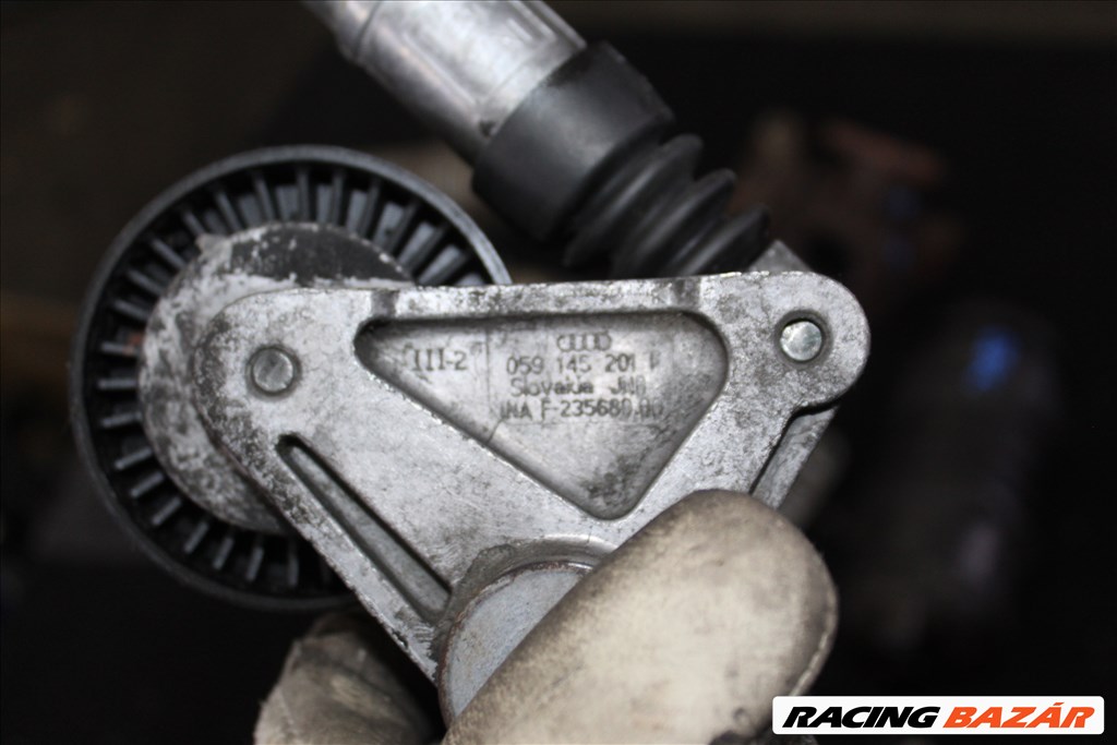 Audi A5 3.0D Feszítő görgő 059145201F 2. kép