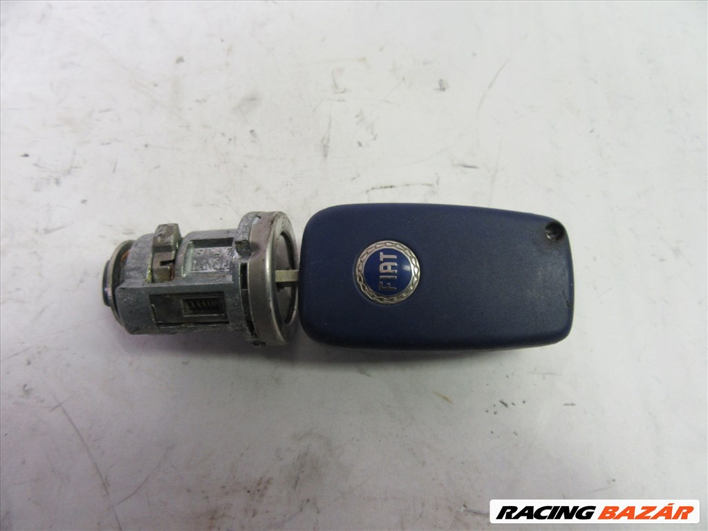 103616 Fiat Stilo kulcs, zárbetéttel 1. kép