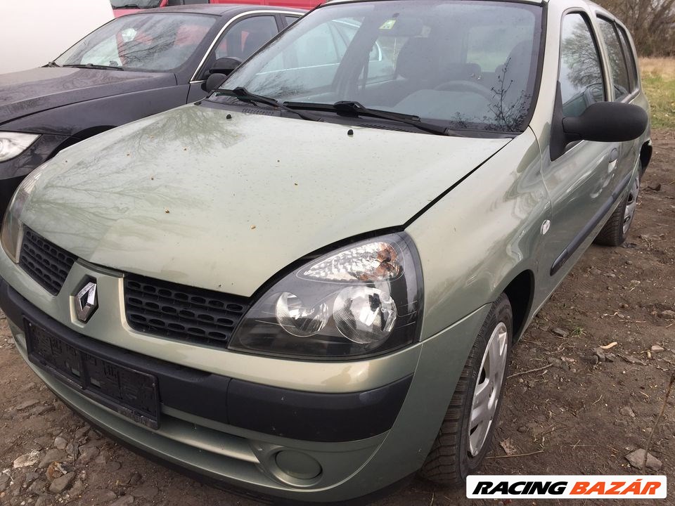 Renault Clio II 1.2 8v Benzin bontott alkatrészei 1. kép