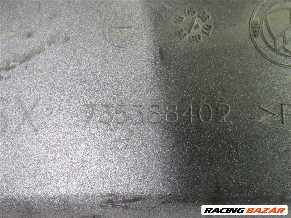82295 Fiat Doblo II. 2005-2009 bal hátsó lámpakeret, kettényíló ajtós kivitelhez 735388402 3. kép