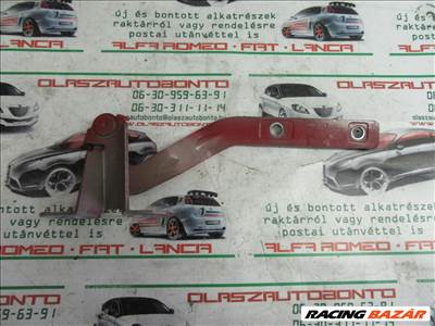 32829 Fiat Panda 2003-2012 piros színű, jobb oldali motorháztető zsanér 51705422