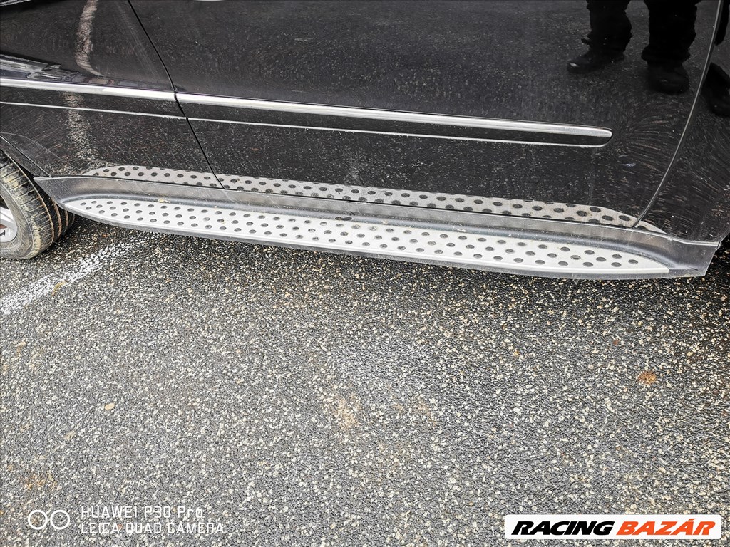 Mercedes ML 320 (W164) bontott alkatrészei 7. kép