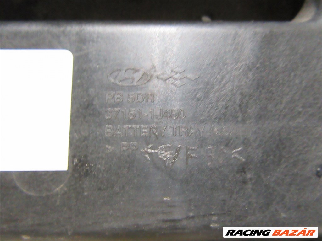 Hyundai I20 akkumulátor tálca  2. kép