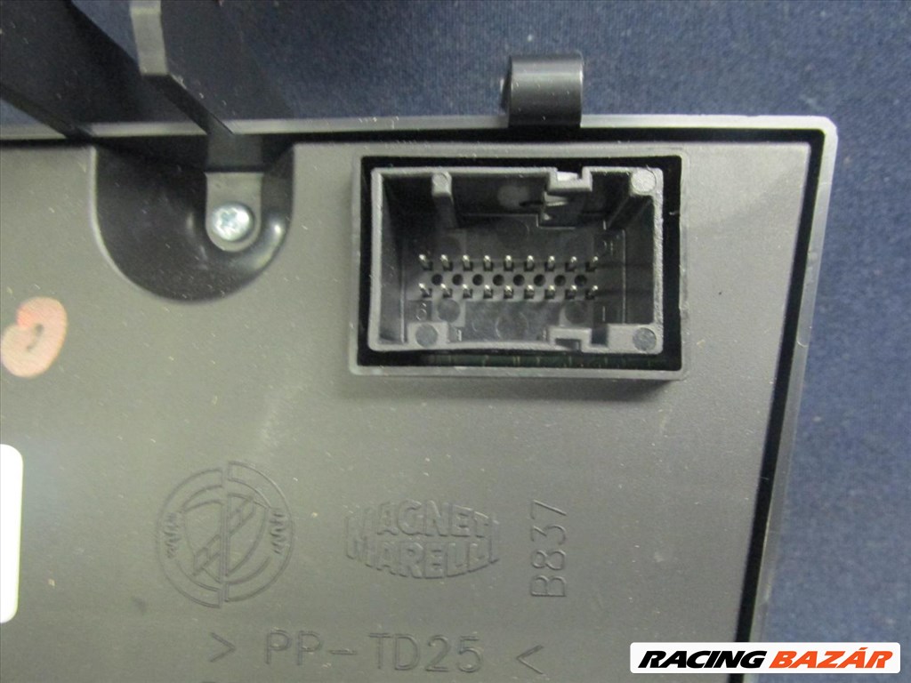 Fiat Bravo II. 2007-2014 digitklímás fűtéskapcsoló 735482711 4. kép