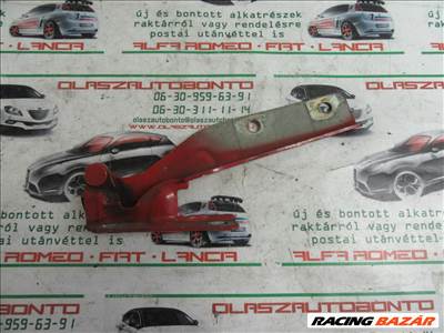 Fiat Doblo 2000-2009 piros színű, bal oldali motorháztető zsanér 46782384