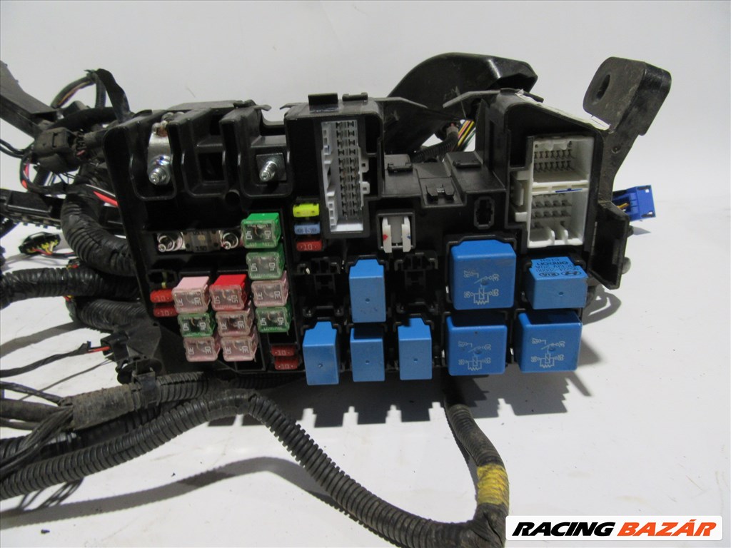 Kia Rio 1,5 Diesel külső biztosíték tábla kábelköteggel 91208-1g133 2. kép