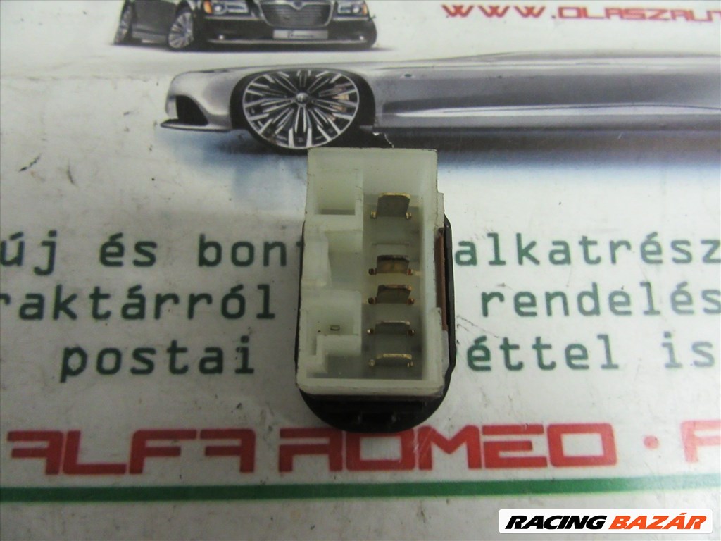Fiat Punto I. jobb első ablakemelő kapcsoló 2. kép