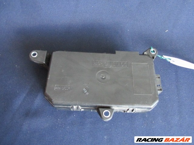 Lancia Ypsilon 2003-2011 bal oldali ablakemelő vezérlő 46779242 1. kép