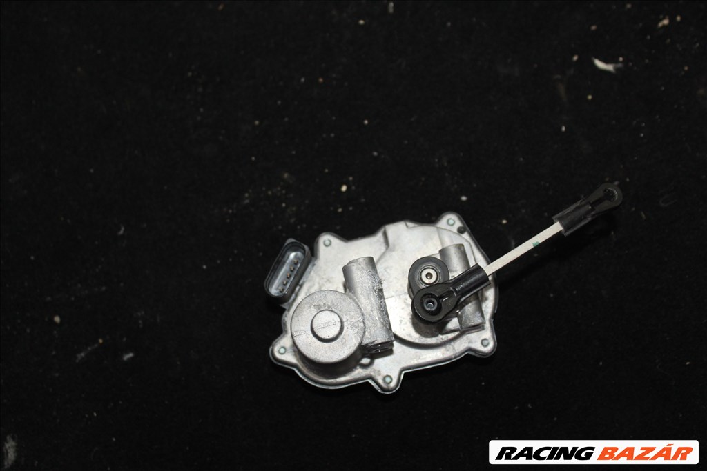 Audi A5 3.0D Szívósor állító motor 059129086L  3. kép