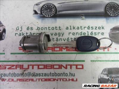 Fiat Multipla gyújtáskapcsoló kulccsal 