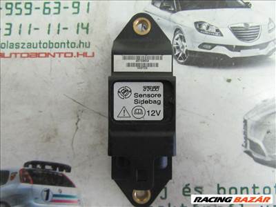 Fiat Punto II. 46739604 számú ütközés szenzor