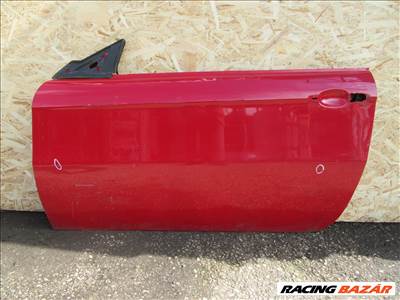 52025 Alfa Romeo Gt piros színű, bal oldali ajtó a képen látható sérüléssel