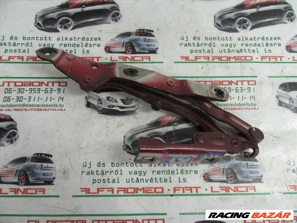 32798 Alfa Romeo 159 szedán bordó színű, bal oldali csomagtér ajtó zsanér 50501013 2. kép