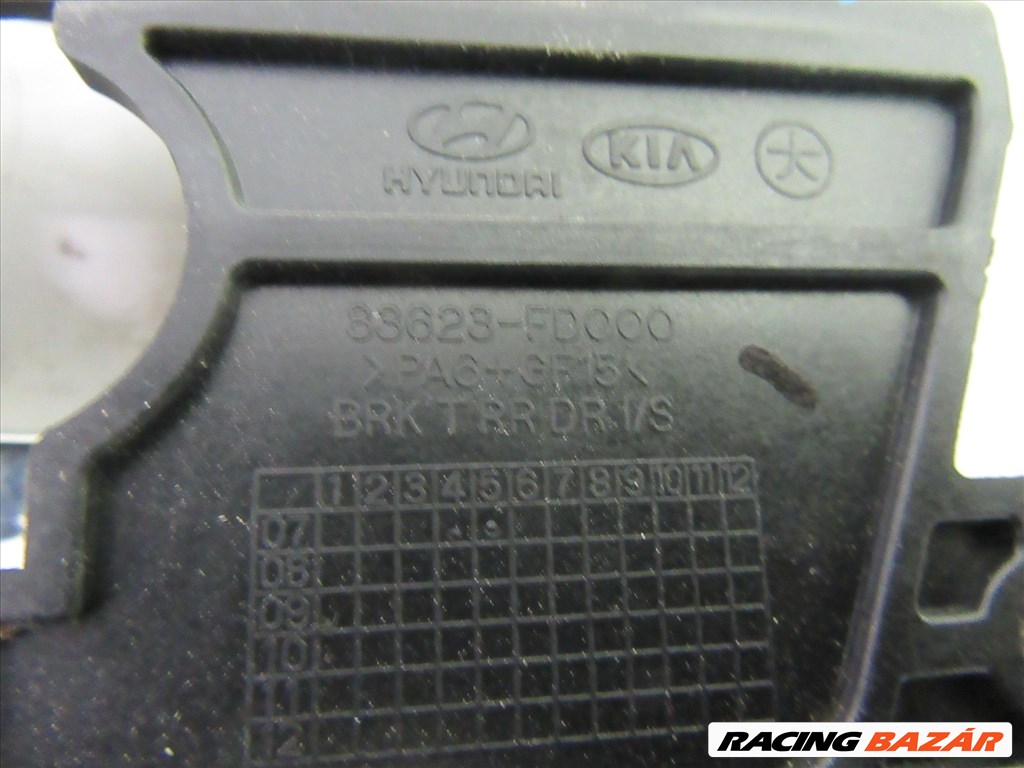 105470 Hyundai I30 jobb hátsó belső kilincs 83623-fd000 3. kép