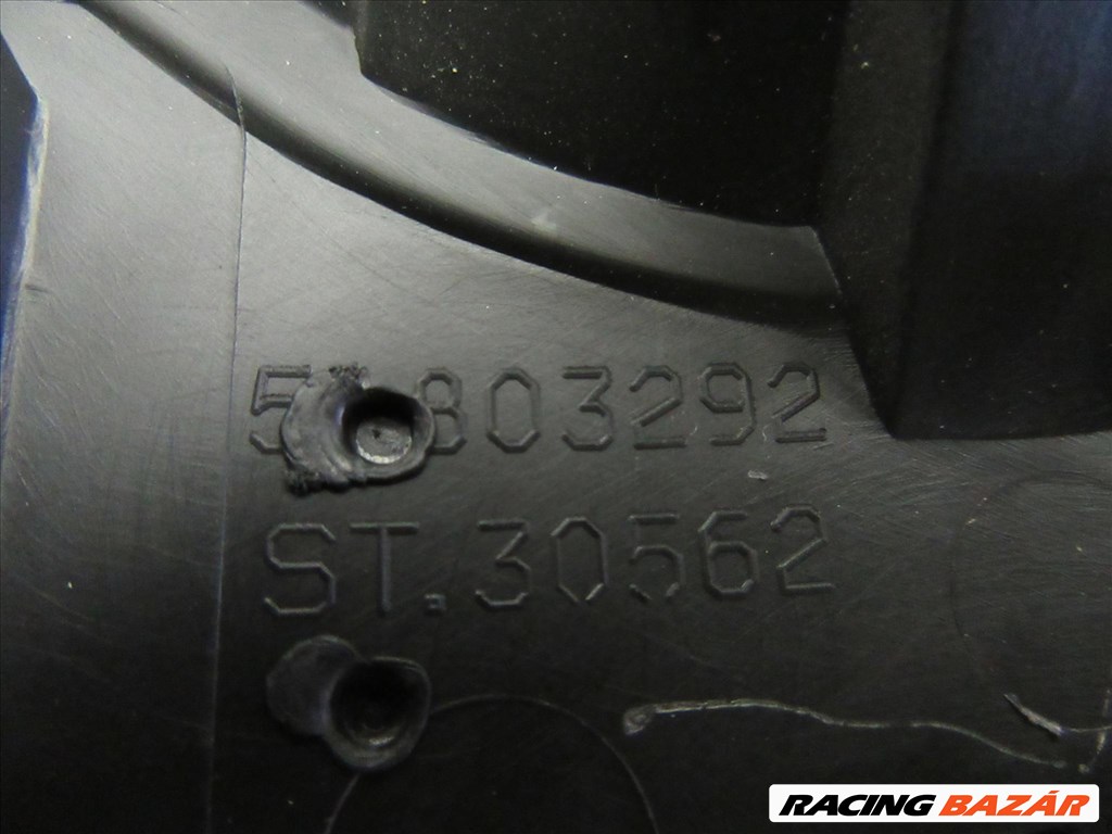 Fiat 500 51803292 számú , bal oldali műszerfalpárna betét 2. kép