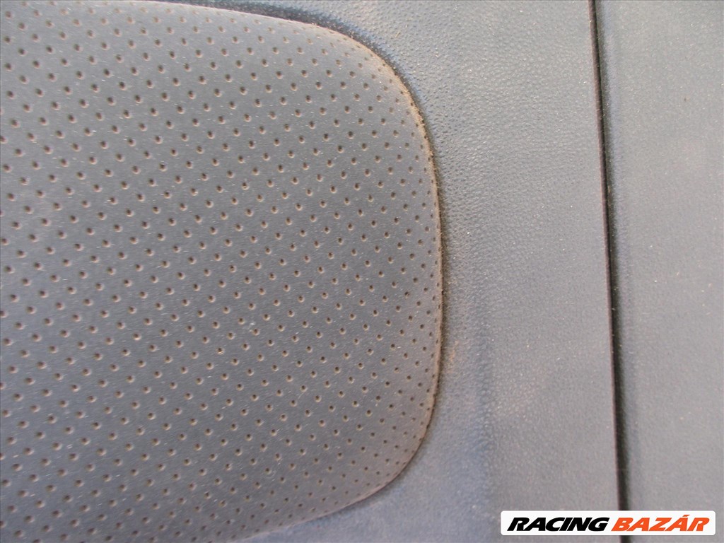 Kárpit13106 Fiat 500 fekete színű, bőr , bal oldali ajtókárpit 2. kép