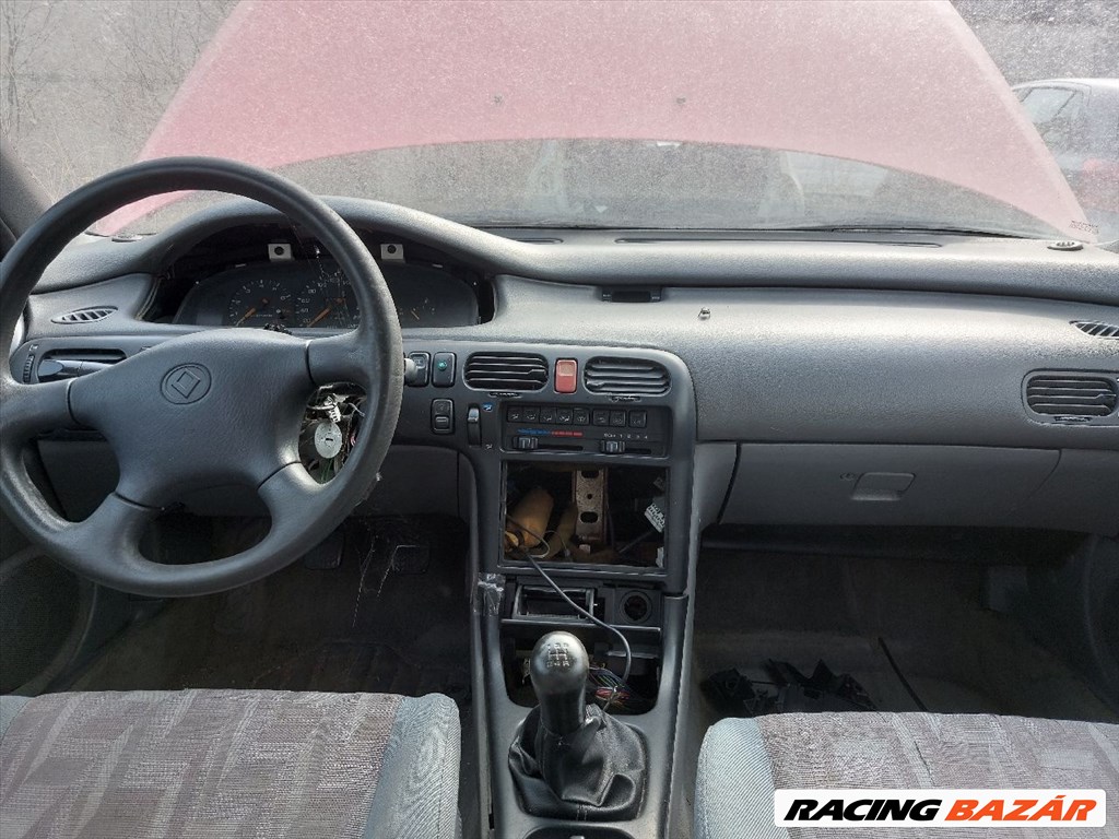 Mazda 626 (GE)  IV Hatchback (GE) 2.0 i Benzin bontott alkatrészei 10. kép
