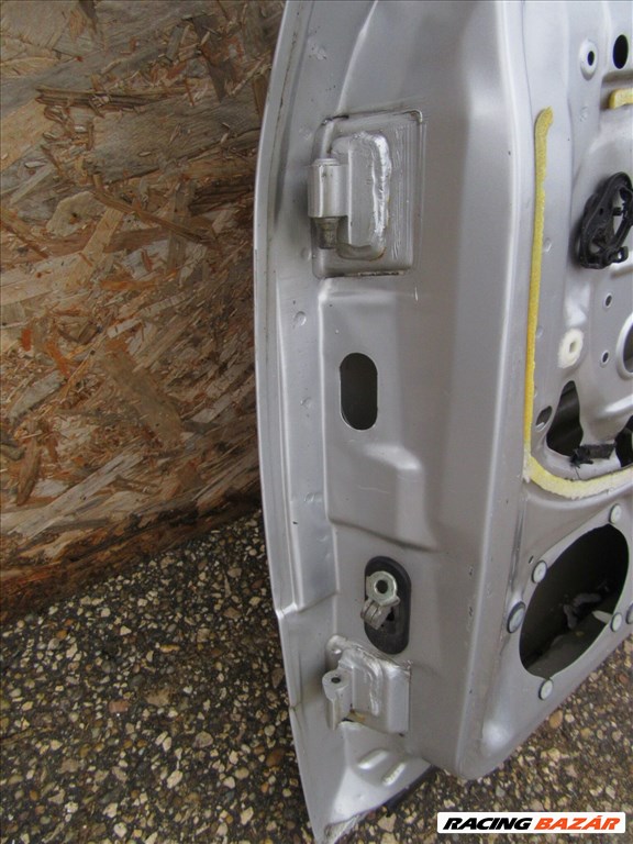 131492 Fiat Multipla jobb hátsó ajtó a képen látható sérüléssel 46510463 6. kép