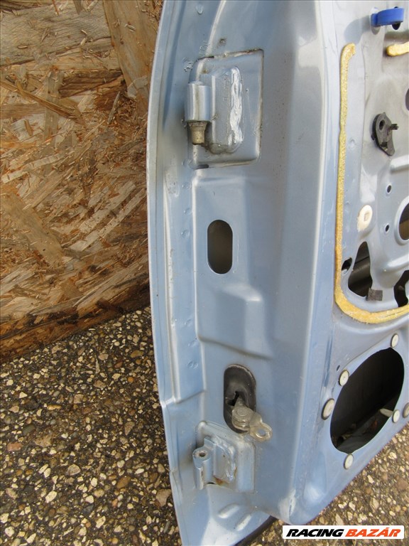 131483 Fiat Multipla jobb hátsó ajtó a képen látható sérüléssel 46510463 5. kép