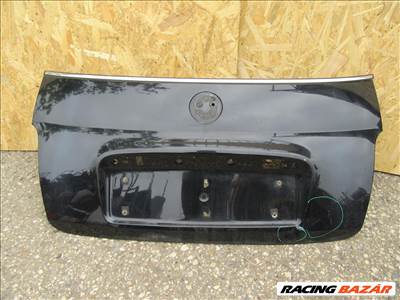 135077  Fiat 500 Cabrio fekete színű csomagtérajtó, a képen látható sérüléssel  51839703