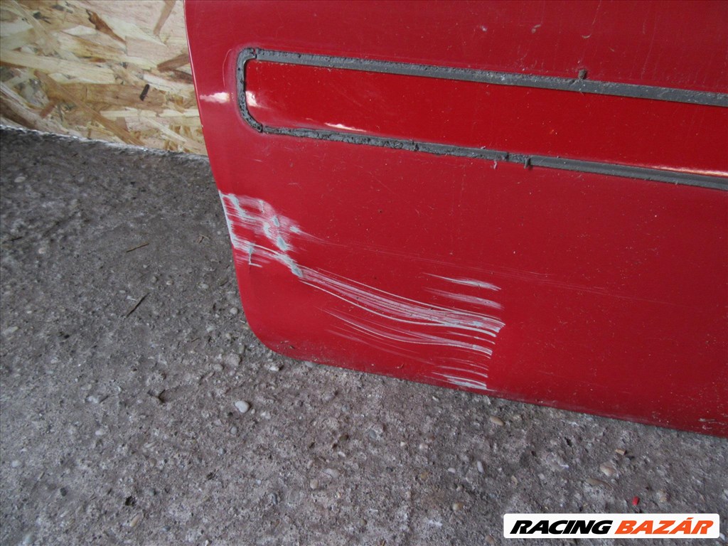Ajtó36038 Fiat Panda II. piros színű, bal első ajtó a képen látható sérüléssel 2. kép