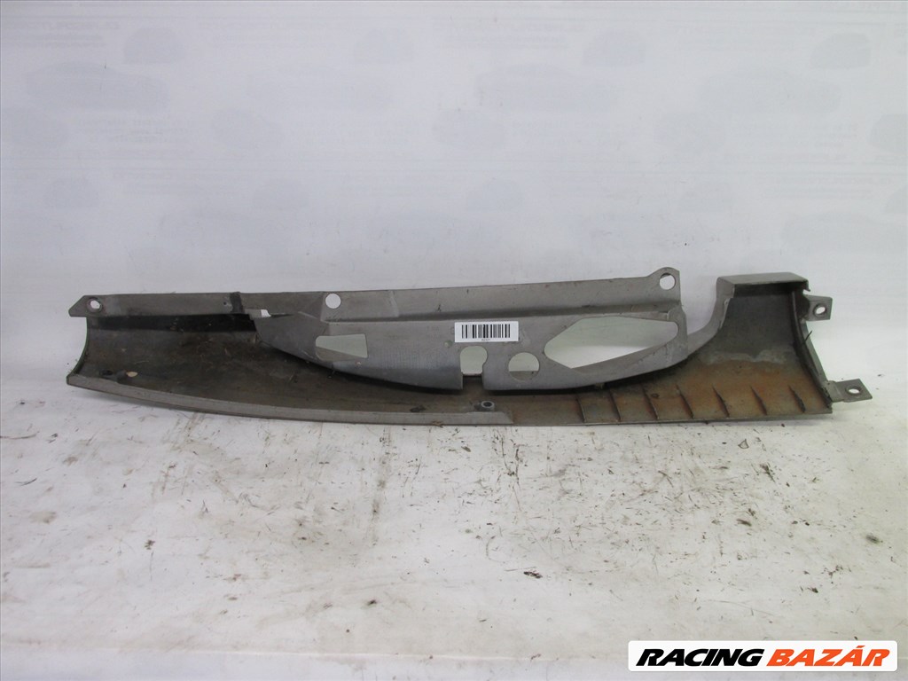82321 Fiat Doblo I. 2000-2005 jobb hátsó lámpa keret, felnyíló ajtós kivitelhez 735281888 3. kép