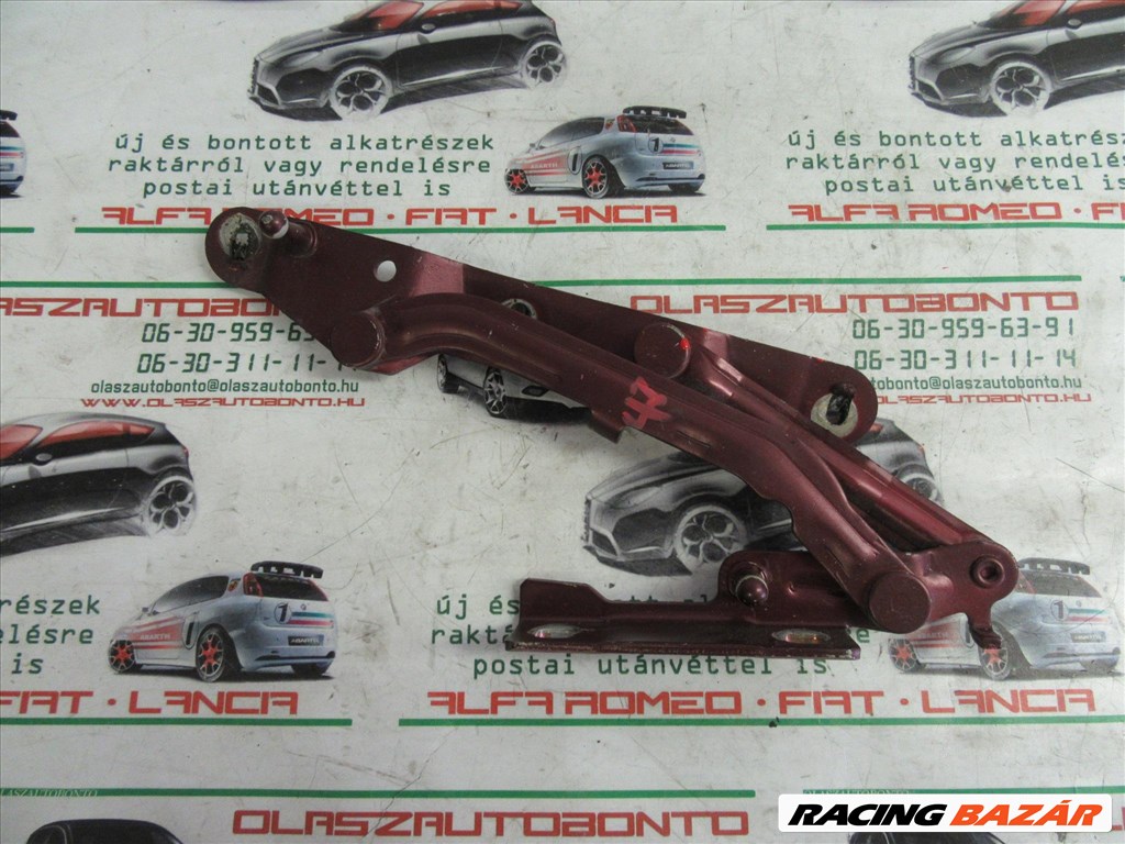 32794 Alfa Romeo 159 szedán bordó színű, jobb oldali csomagtérajtó zsanér 50501012 1. kép
