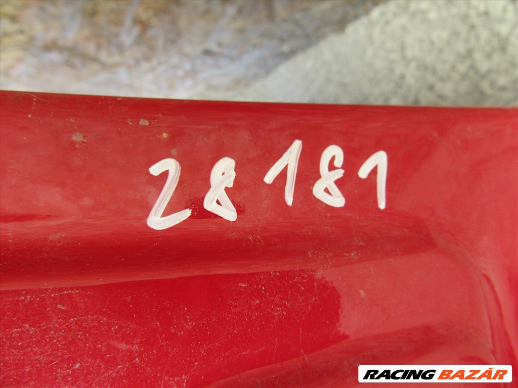 28181 Alfa Romeo 159 kombi piros színű, jobb hátsó ajtó 50510371 2. kép