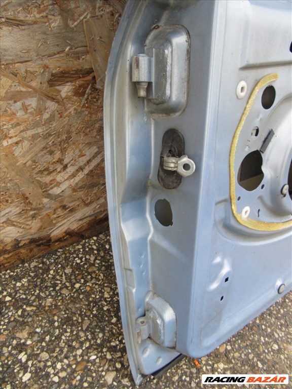 131491 Fiat Multipla jobb első ajtó a képen látható sérüléssel 46510462 6. kép