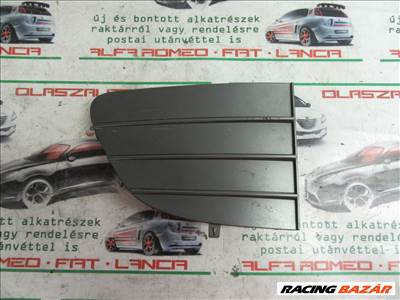 Fiat Punto Evo 735500131 számú, jobb első díszrács