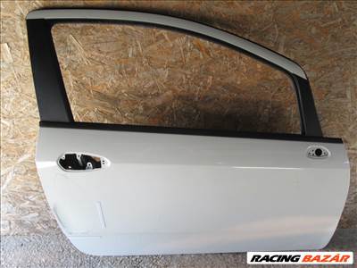 Ajtó18899 Fiat Grande Puntp/Punto Evo 3ajtós,fehér színű, jobb oldali ajtó a képen látható sérüléssel