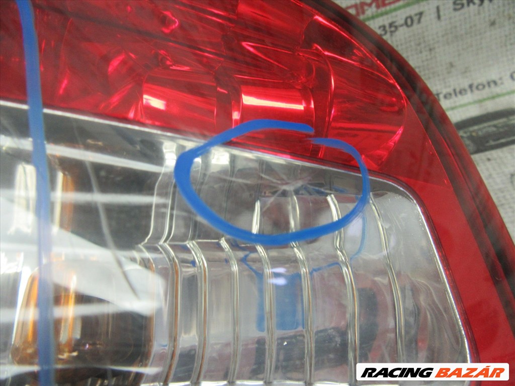 Fiat Stilo kombi 46758986 számú, jobb hátsó külső lámpa a képen látható sérüléssel 6. kép