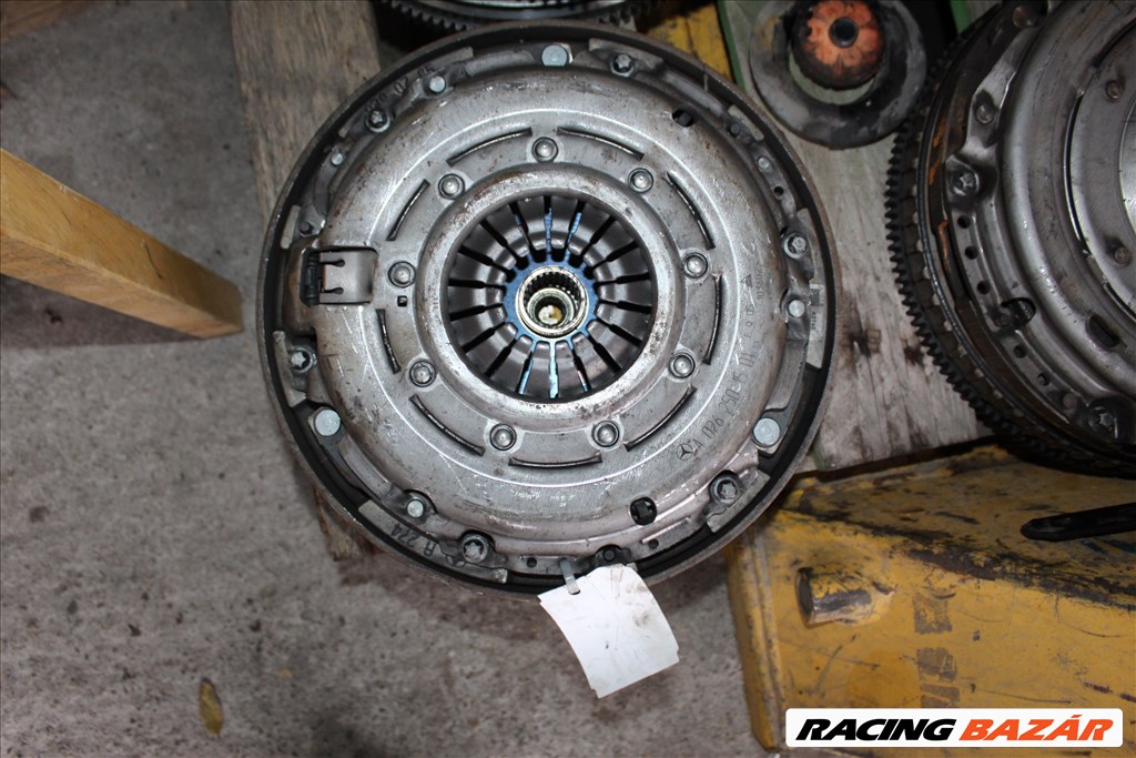 Mercedes C W205 2.0TB Lendkerék kuplunggal A2740300705 3. kép