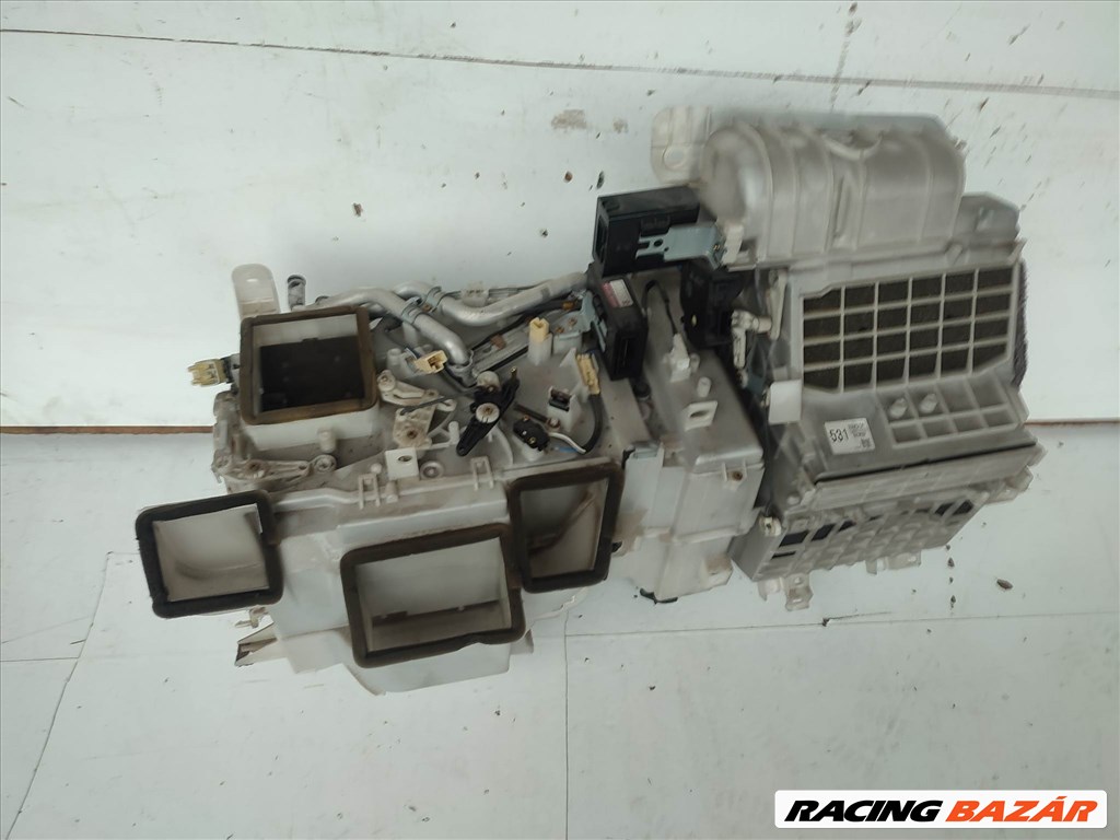 Toyota Yaris (XP10) fűtés fűtésbox  1. kép