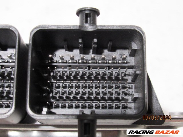 Lancia Ypsilon III. 1,2 8v benzin motorvezérlő 52032654 4. kép