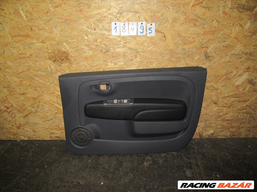 Kárpit18495 Fiat 500 fekete színű, bőr, jobb első ajtókárpit 1. kép