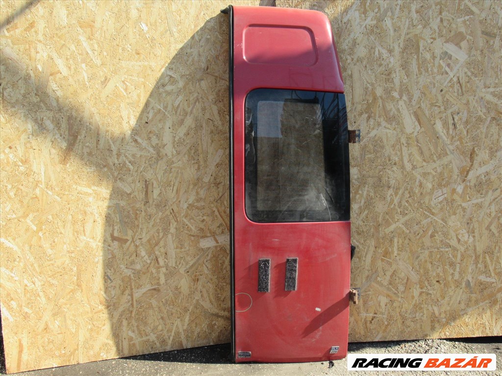 107378 Fiat Doblo I.-II. jobb hátsó üveges, magasított csomagtér ajtó, a képen látható sérüléssel 51766912 1. kép