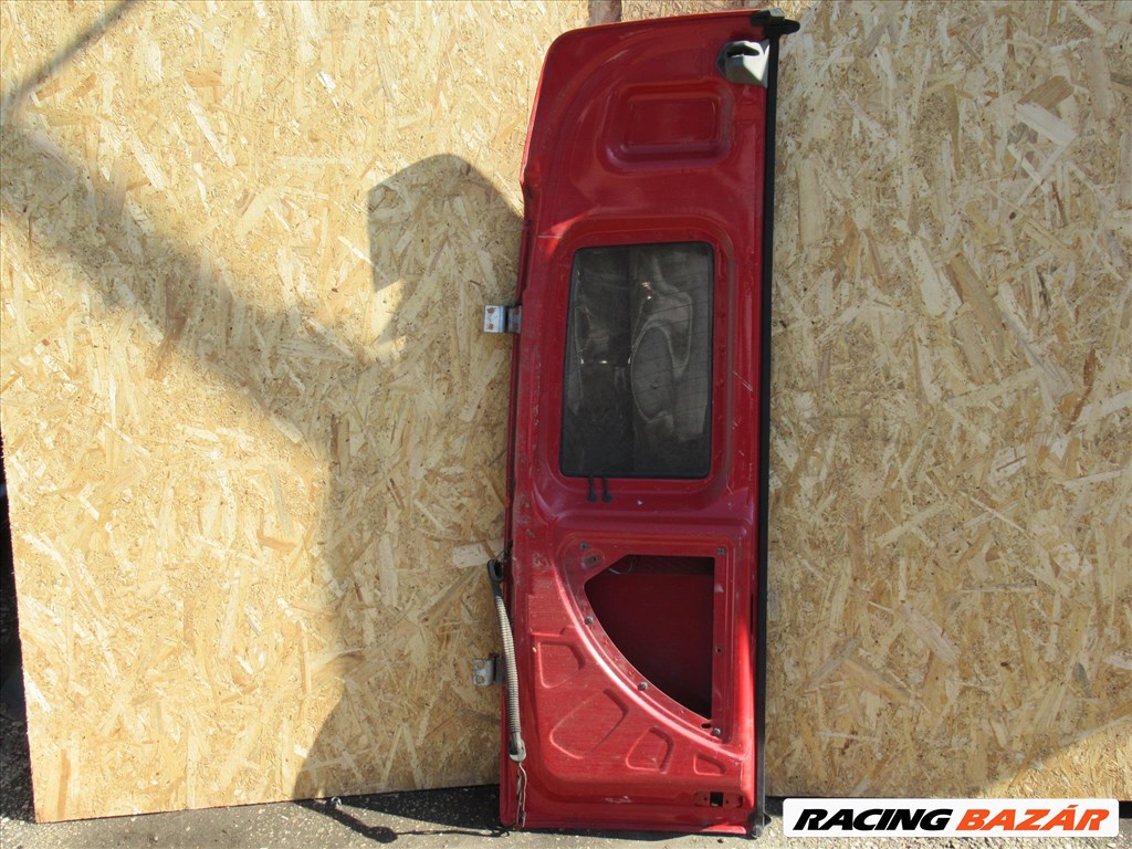 107378 Fiat Doblo I.-II. jobb hátsó üveges, magasított csomagtér ajtó, a képen látható sérüléssel 51766912 3. kép