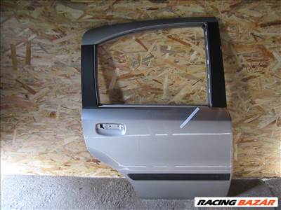 Ajtó36020 Fiat Panda II. ezüst színű, jobb hátsó ajtó a képen látható sérüléssel