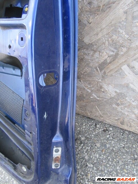 150084 Fiat Fiorino, Qubo  bal oldali üveghelyes toló ajtó, a képen látható sérüléssel 4. kép