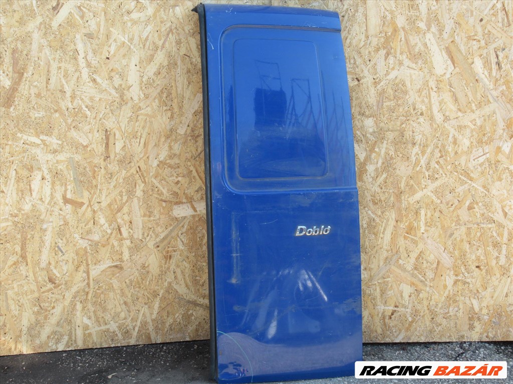 107373 Fiat Doblo I.-II. jobb hátsó zárt csomagtér ajtó, a képen látható sérüléssel 51934384 1. kép