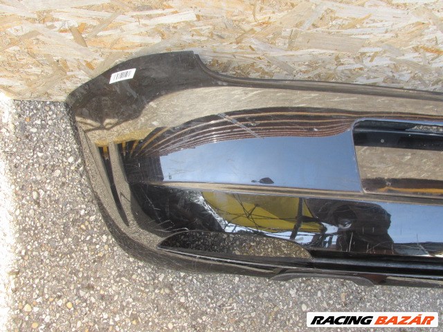 94127 Fiat Grande Punto fekete színű hátsó lökhárító, a képen látható sérüléssel 71777606 3. kép