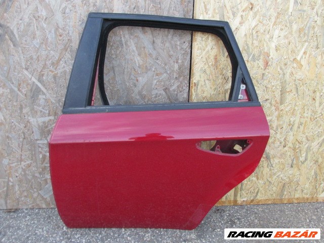87968 Alfa Romeo 159 piros színű, kombi bal hátsó ajtó 50510509 1. kép
