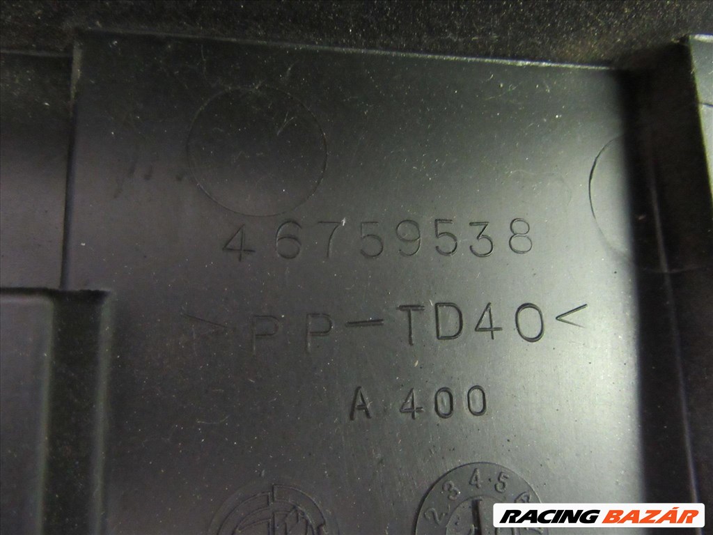 117744 Fiat Stilo akkumulátor takaró 46759538 3. kép