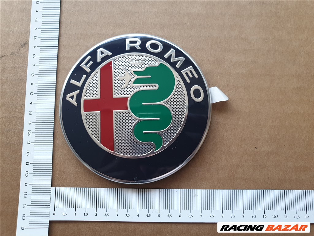Alfa Romeo Giulietta, Giulia gyári új első embléma 50541293 1. kép