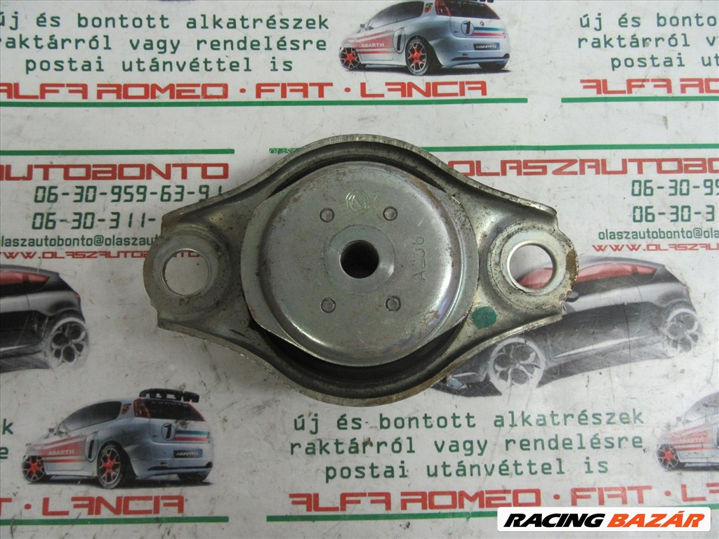 Fiat 500 Abarth 1,4 TB , 51853819 számú motor tartóbak 1. kép